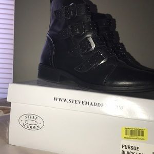 Steve Madden Shoes - STEVE MADDEN PURSUE BLACK LEATHER BOOTIES Steve Madden Shoes - STEVE MADDEN PURSUE BLACK LEATHER BOOTIES